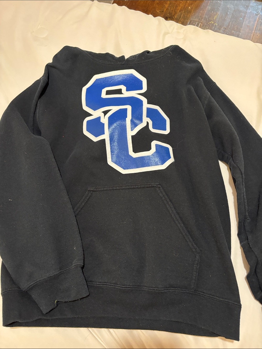 Black Men's Pullover Sweatshirt with Blue 'SC' Logo